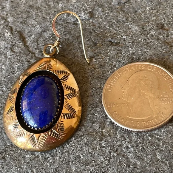 Native Americans Vintage Navajo Lapis Gold Pendant and Earrings Set - Picture 5 of 9